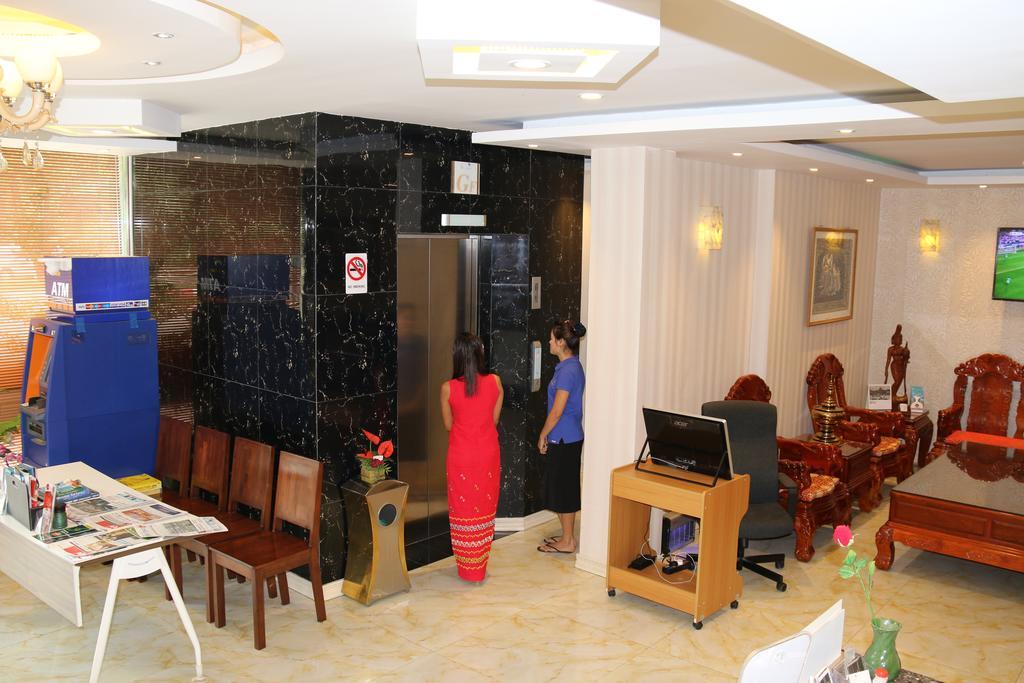8Day Hotel Yangon Exterior foto